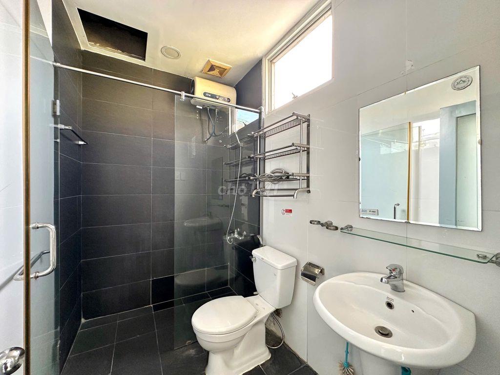 CHO THUÊ STUDIO CAO CẤP CỬA SỔ LỚN – QUẬN 5 GẦN ĐH Y DƯỢC