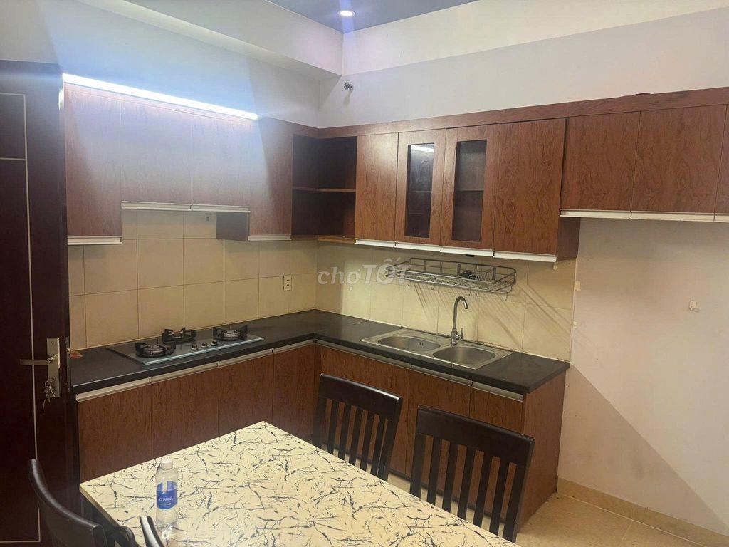 Chung Cư Ngô Gia Tự - Hòa Hảo: căn 2p ngủ, 83m2, giá 11tr/tháng