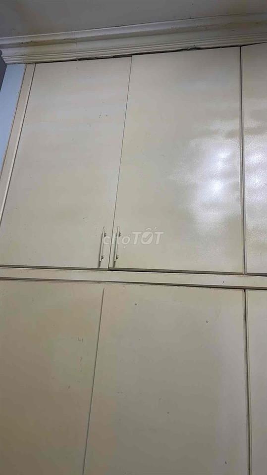 phòng ban công thoáng mát mặt tiền đường số 9