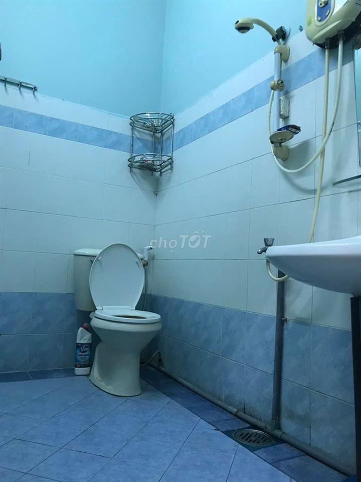 CHO THUÊ NHÀ NGUYÊN CĂN 5X30=150m2, MT đường, Ở + KD