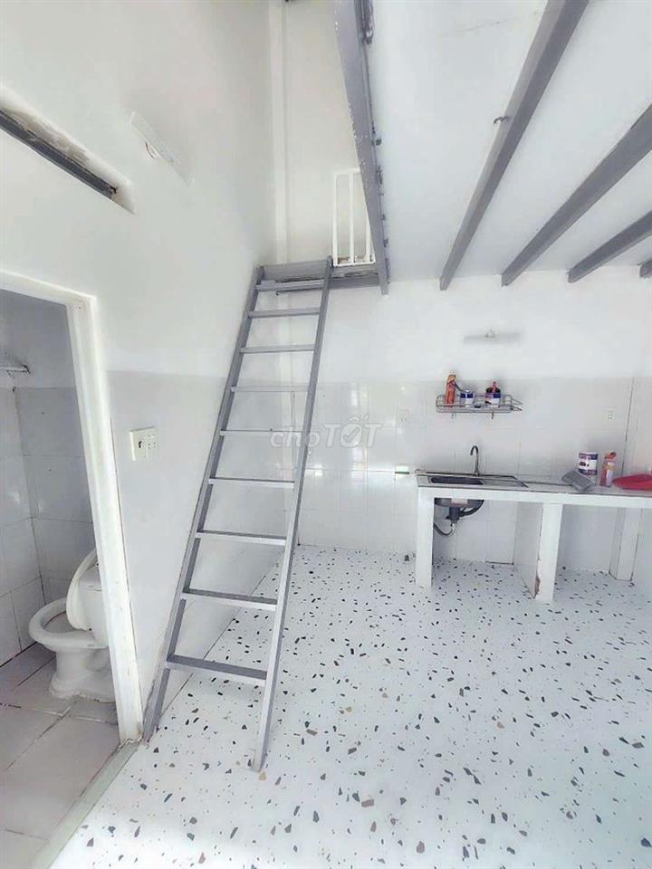 Phòng trọ mới tinh Phan Huy Ích có gác cao bếp riêng