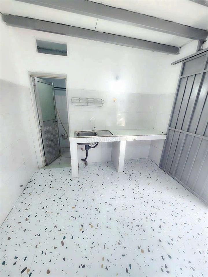 Phòng trọ mới tinh Phan Huy Ích có gác cao bếp riêng