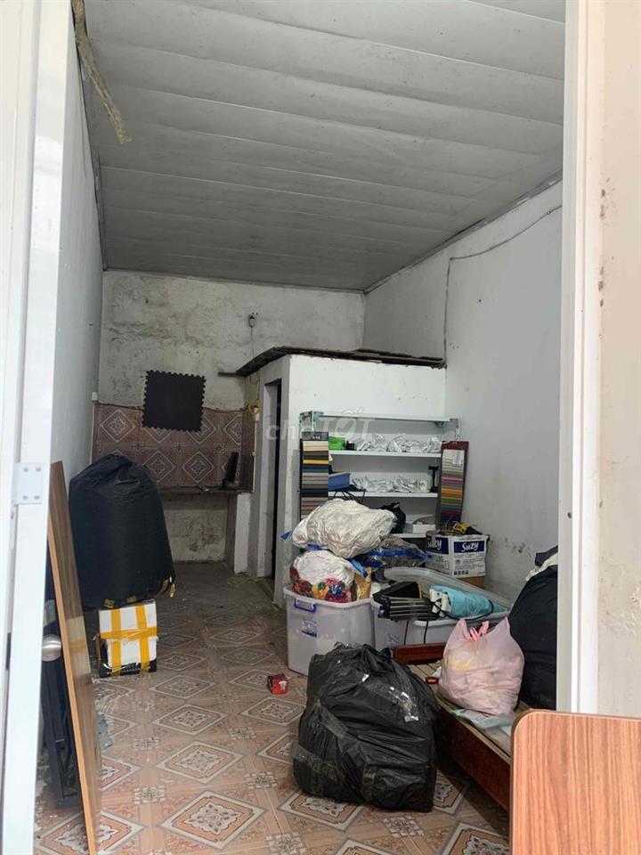 Cho thuê phòng trọ riêng biệt , sân cổng riêng