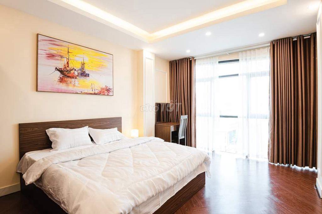 Căn hộ 1 ngủ ban công tại 225 Âu Cơ, Quảng An, Tây Hồ, Hà Nội