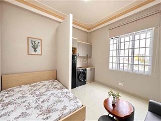 NHÀ MỚI XÂY NGAY IUH - VLU FULL NỘI THẤT CAO CẤP SÁT MẶT TIỀN
