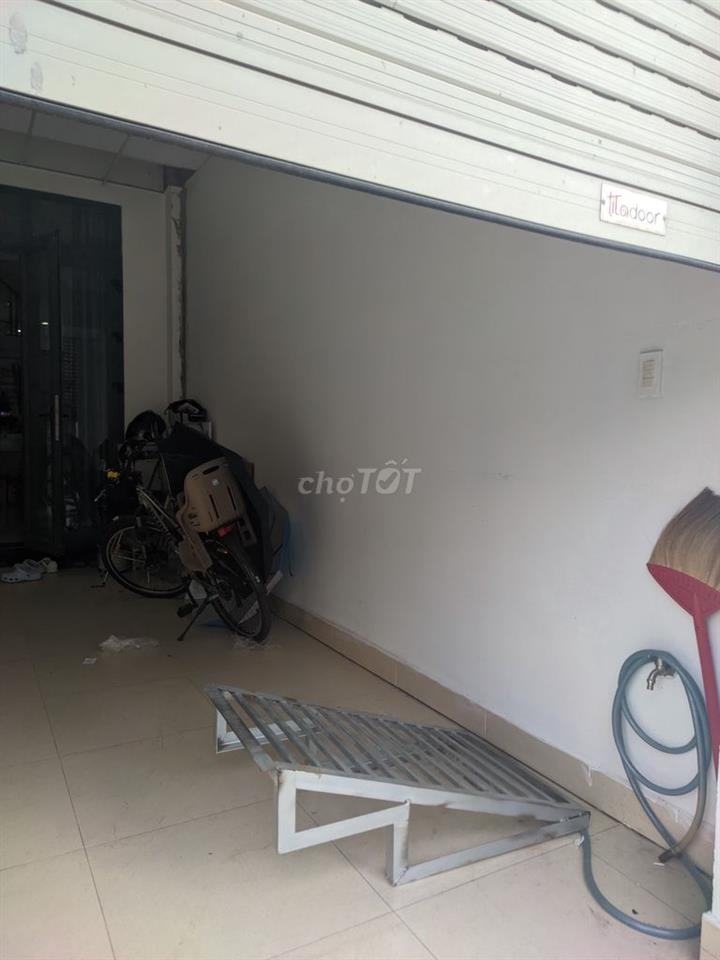Mặt bằng kinh doanh mặt tiền đường TX52