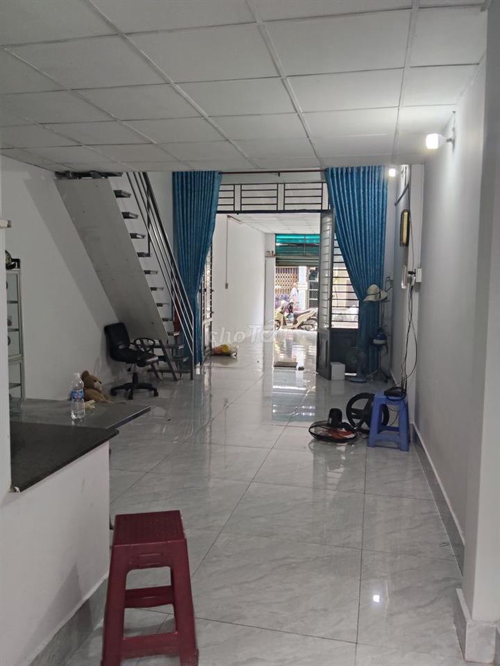 CHO THUÊ NHÀ NGUYÊN CĂN MẶT TIỀN ĐƯỜNG TÂN THỚI NHẤT 11 - QUẬN 12