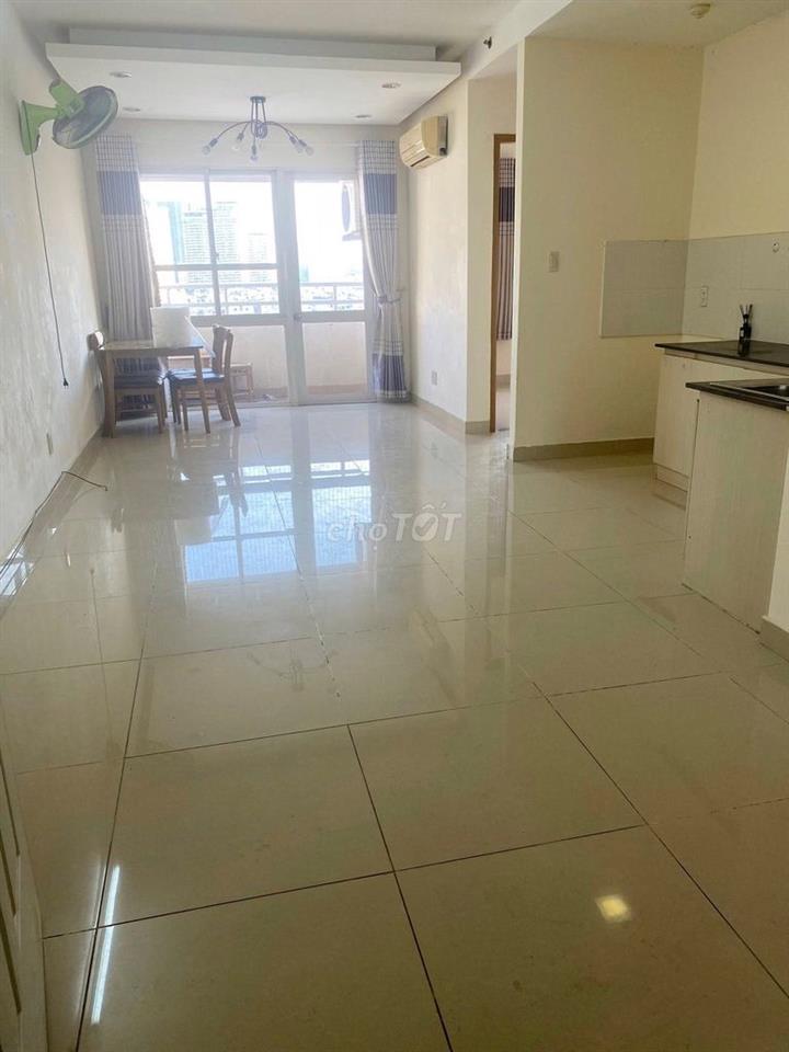 Giá 11tr/tháng căn 2p ngủ- C/c Nguyễn Phúc Nguyên
