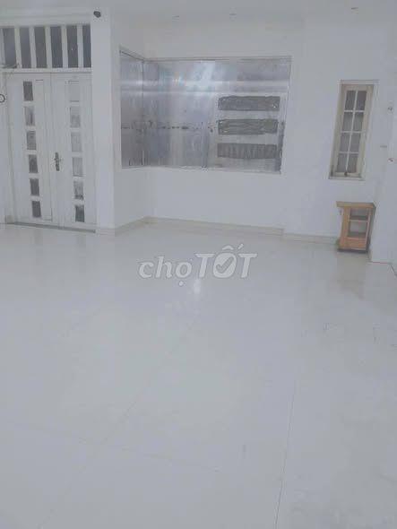 Phòng trọ yên tĩnh 78m2 sẵn máy lạnh