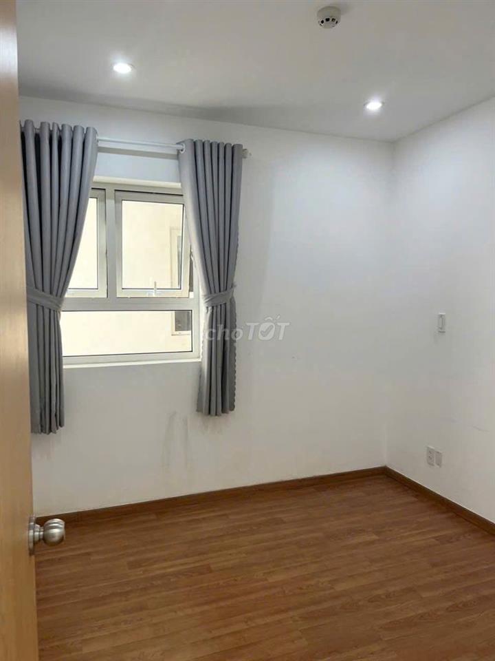 Chung cư Phan Văn Trị, BT: 75m2, 2p ngủ, máy lạnh, 10tr/tháng