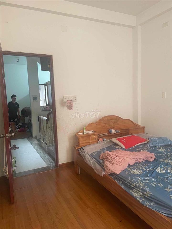 phòng lầu 2 trong khu dân cư an Sương an ninh yên tĩnh