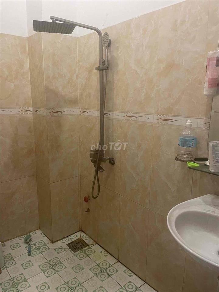 phòng lầu 2 trong khu dân cư an Sương an ninh yên tĩnh