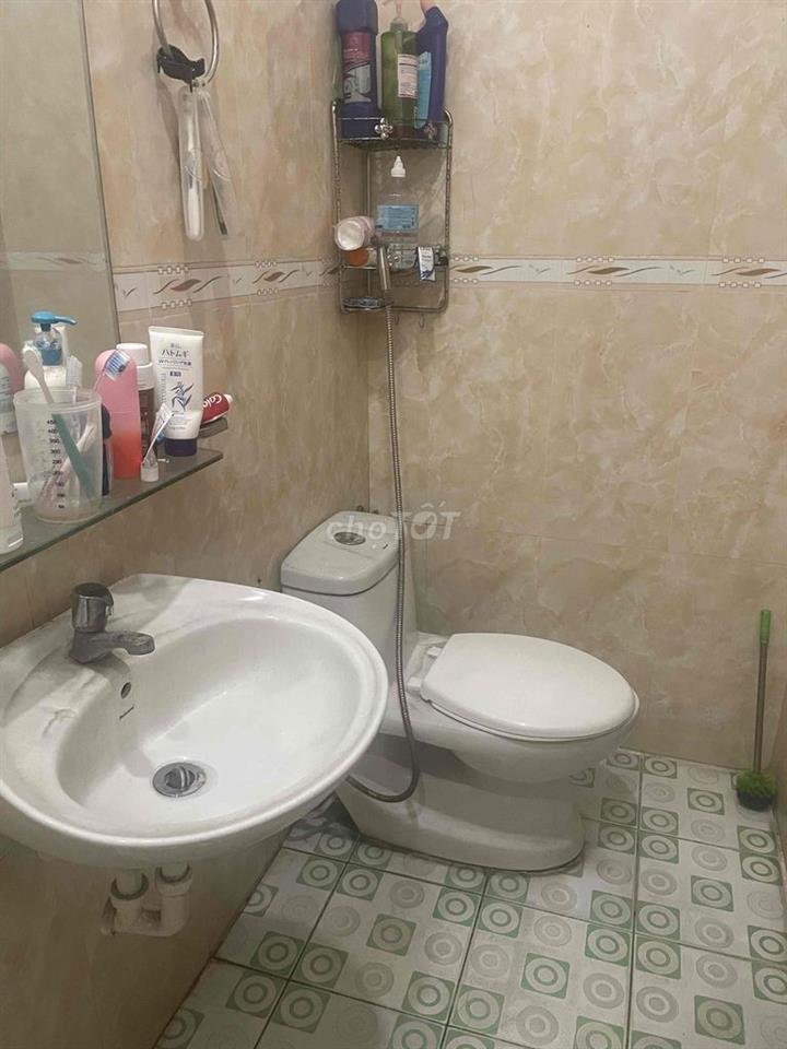 phòng lầu 2 trong khu dân cư an Sương an ninh yên tĩnh