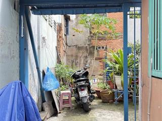 Đất ở quận 4