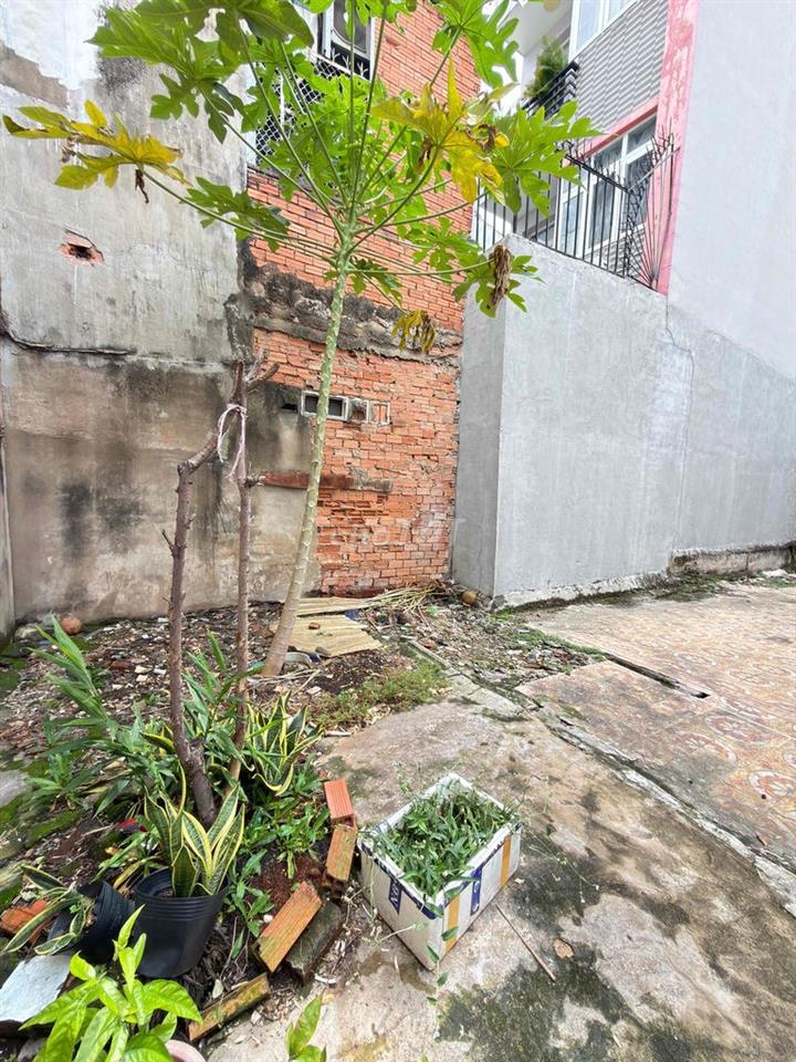Đất ở quận 4