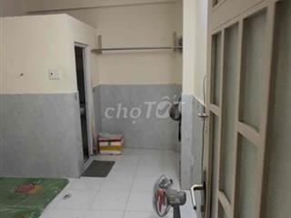 Chính chủ cho thuê Nhà Trọ Quận 4 giá rẻ, sạch sẽ, tiện nghi