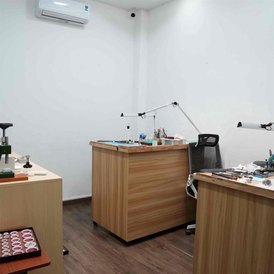 Cần nhượng mặt bằng căn góc 2 mặt tiền hẻm rộng giá 1xxtr