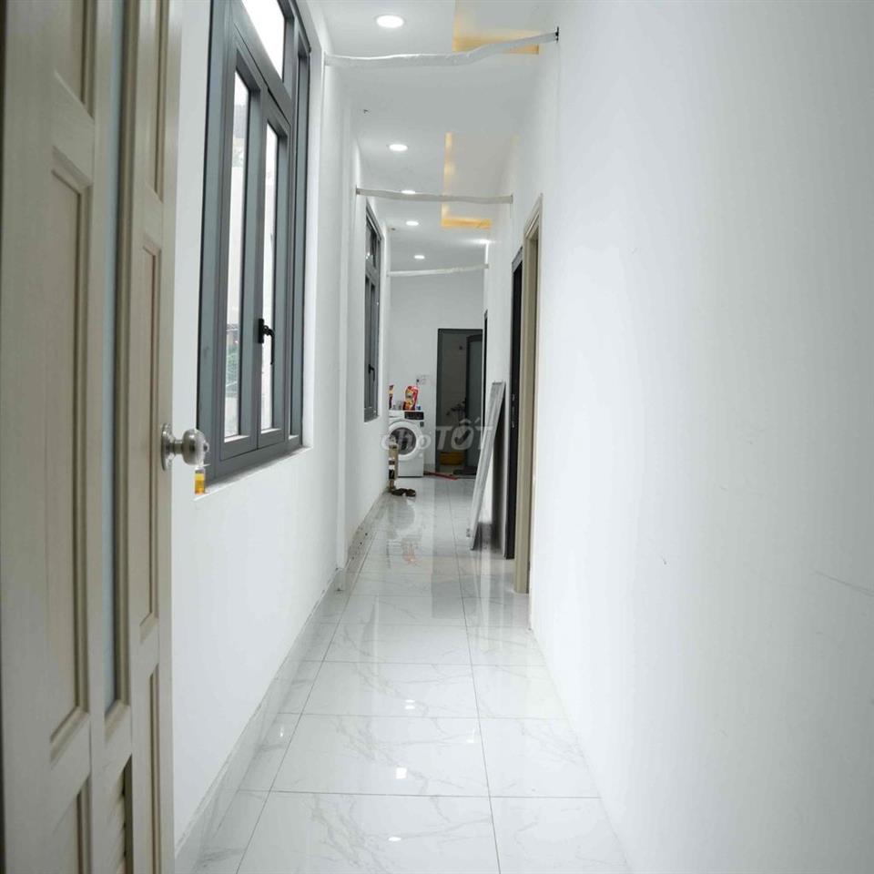 Cần nhượng mặt bằng căn góc 2 mặt tiền hẻm rộng giá 1xxtr
