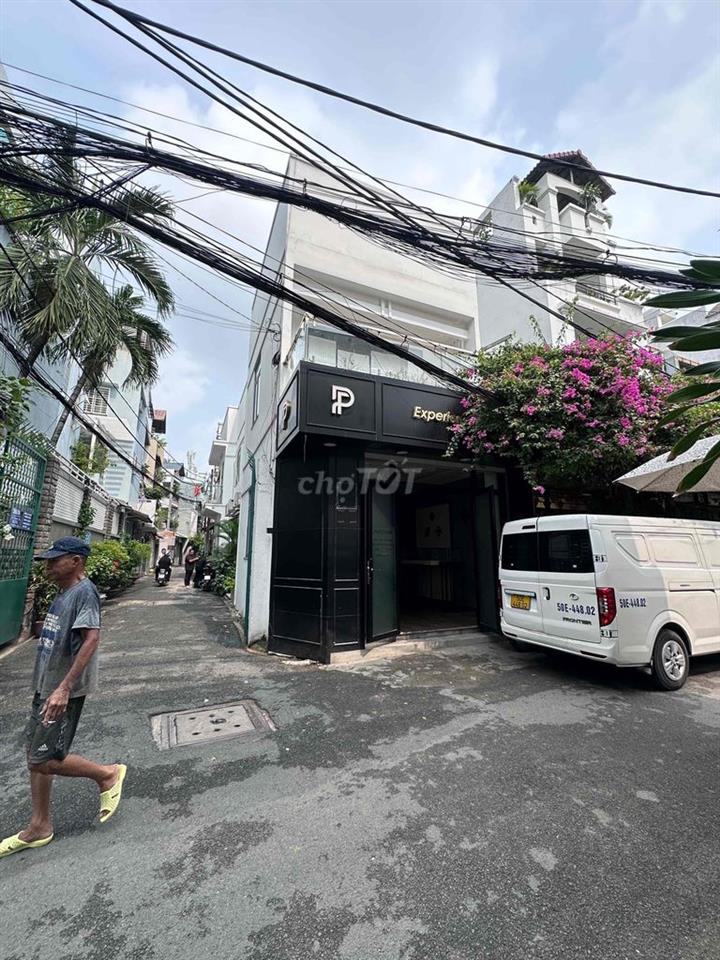 nhượng mặt bằng kinh doanh