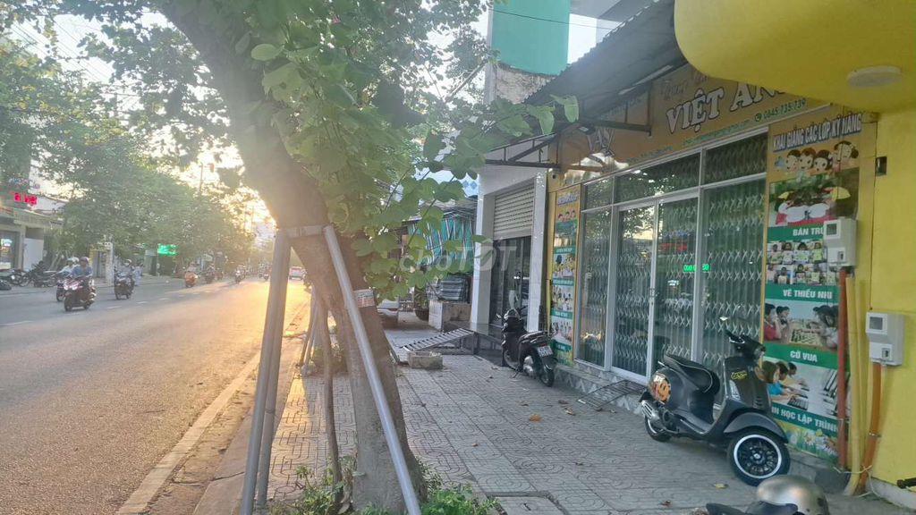 Cho thuê mặt bằng kinh foanh