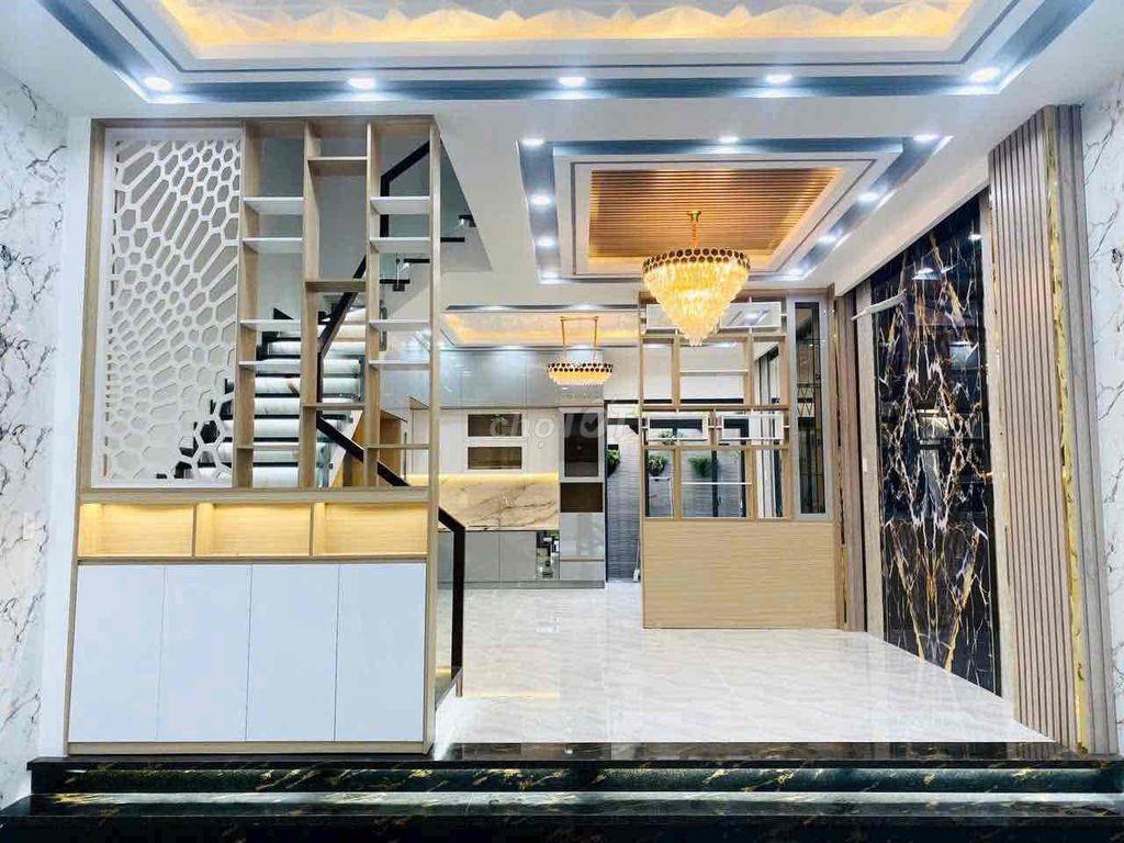 Nhà đẹp Green Riverside Nhà Bè – 5,4x14,8m – Ô tô đậu trong nhà