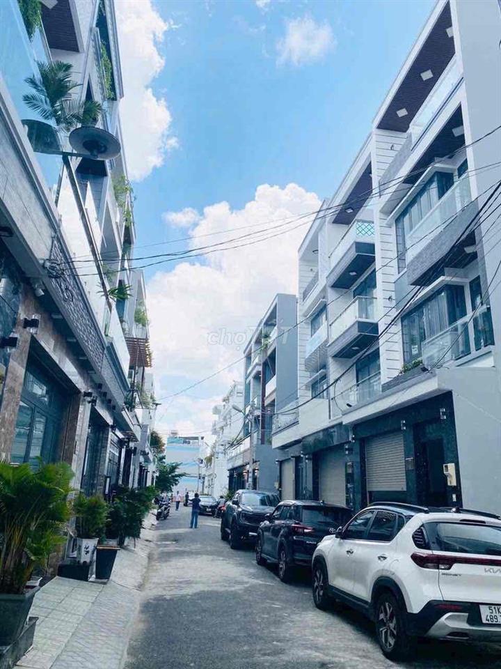 Nhà đẹp Green Riverside Nhà Bè – 5,4x14,8m – Ô tô đậu trong nhà