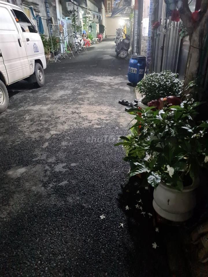 nhà bán hẻm xe hơi