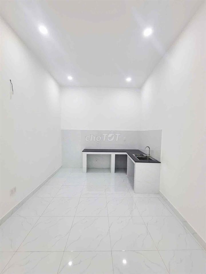 BÁN NHÀ HẺM RỘNG Ô TÔ ĐẬU CỬA ĐƯỜNG TRẦN THỊ NĂM QUẬN 12