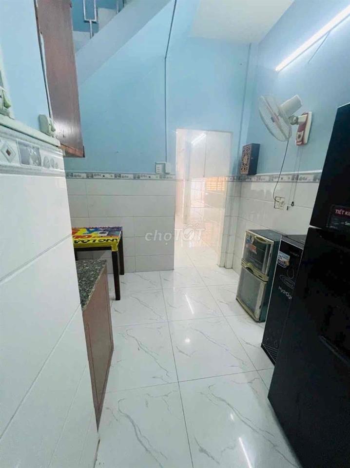 BÁN NHÀ HẺM 2 XE Ô TÔ RA VÀO SÁT MT NGUYỄN THỊ KIỂU 4 x 12 CHỈ 3,34 TY