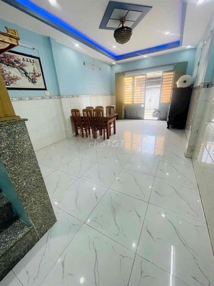 BÁN NHÀ HẺM 2 XE Ô TÔ RA VÀO SÁT MT NGUYỄN THỊ KIỂU 4 x 12 CHỈ 3,34 TY