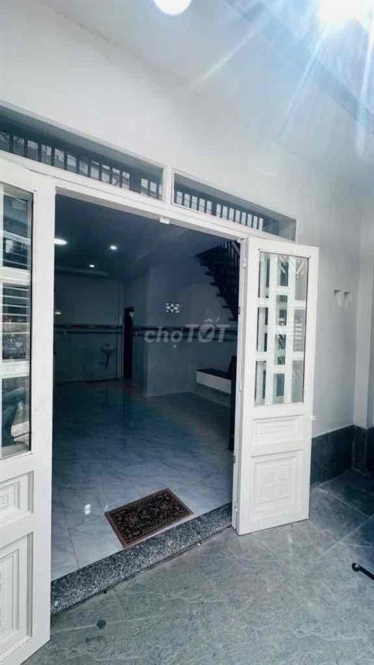 BÁN NHÀ ĐẸP GẦN LÊ VĂN KHƯƠNG-LÊ THỊ RIÊNG-QUẬN 12-SÁT GÒ VẤP