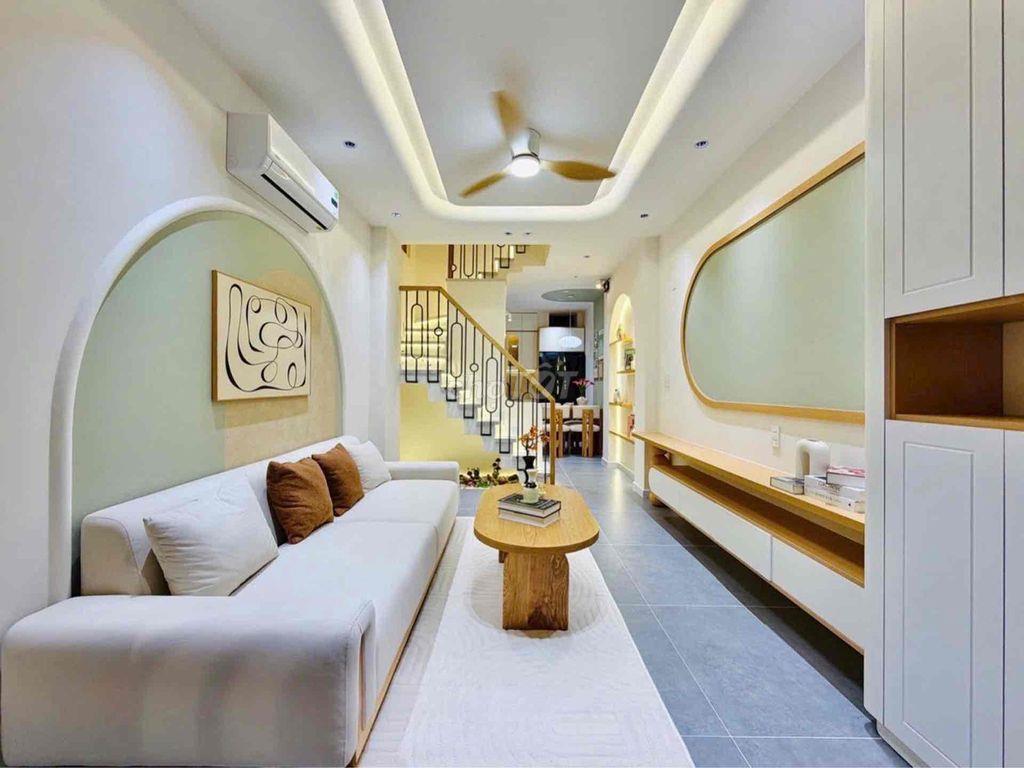 BÁN NHÀ XINH XINH Ô TÔ ĐẬU CỬA BÙI QUANG LÀ-GÒ VẤP