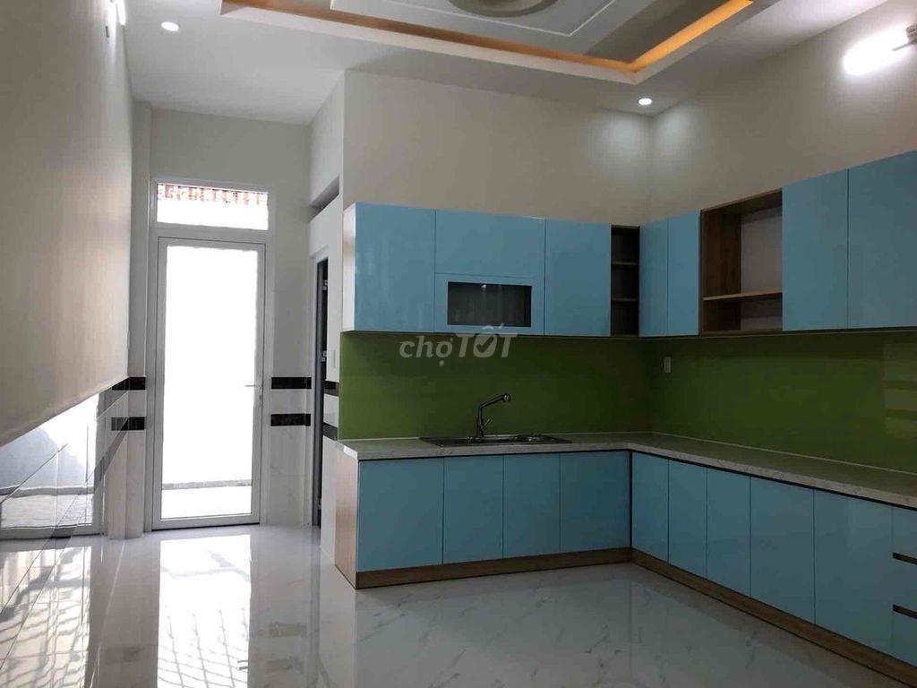 CHỦ CẦN BÁN NHANH CĂN NHÀ 4 TẦNG HẺM XE TẢI RA VÀO SÁT MT LÊ VĂN KHƯƠN