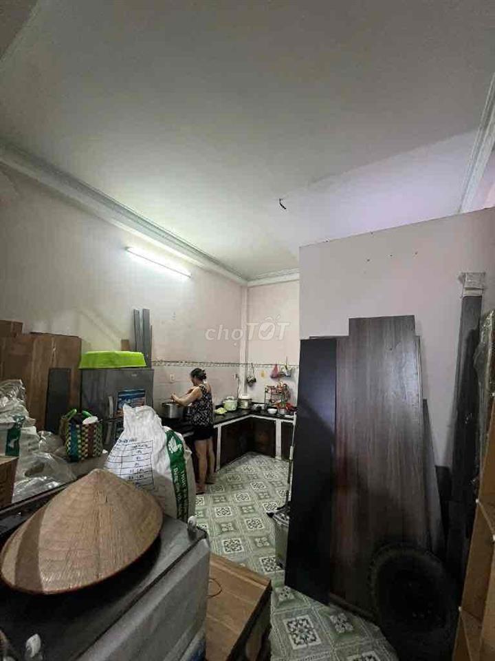 BÁN NHÀ MT NGÃ 4 TA 05 - LÊ VĂN KHƯƠNG - QUẬN 12