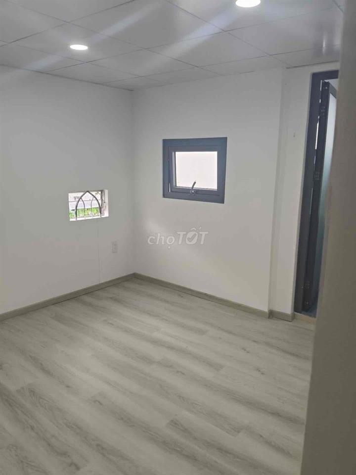 BÁN NHÀ 40m2 HẺM SÁT MT LÂM THỊ HỐ - QUẬN 12