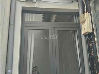 BÁN NHÀ 40m2 HẺM SÁT MT LÂM THỊ HỐ - QUẬN 12