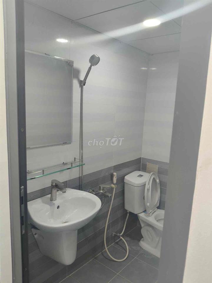 BÁN NHÀ 40m2 HẺM SÁT MT LÂM THỊ HỐ - QUẬN 12