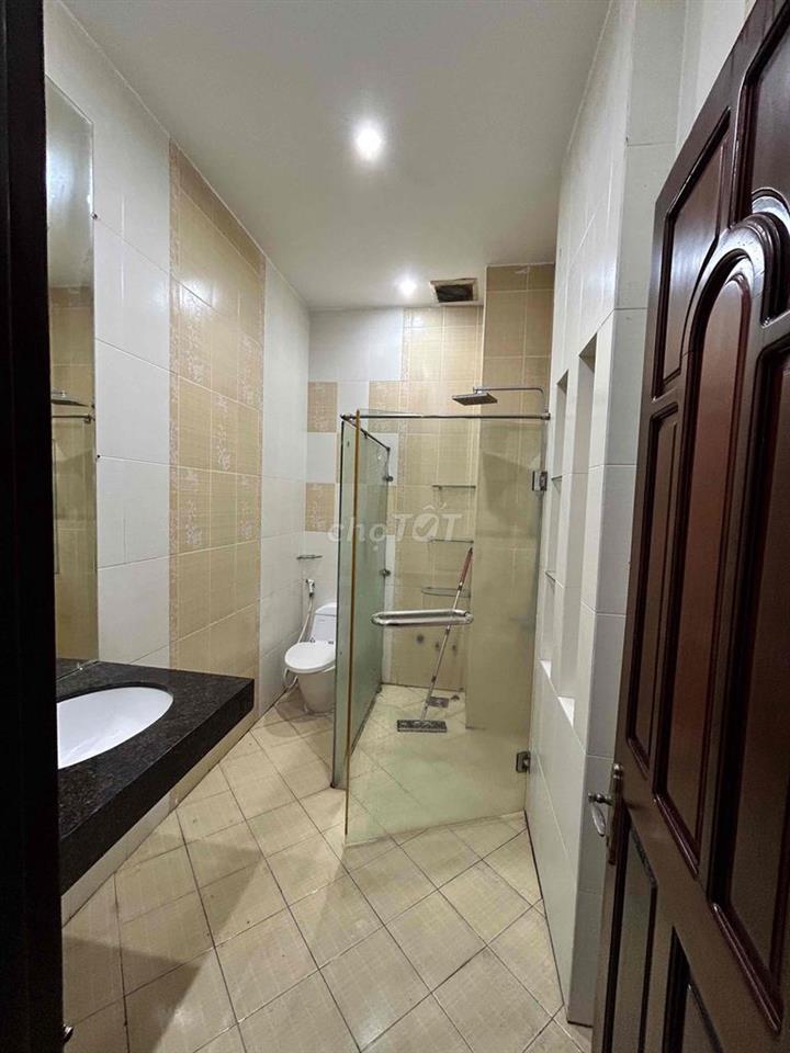 Cần tìm nữ ở ghép