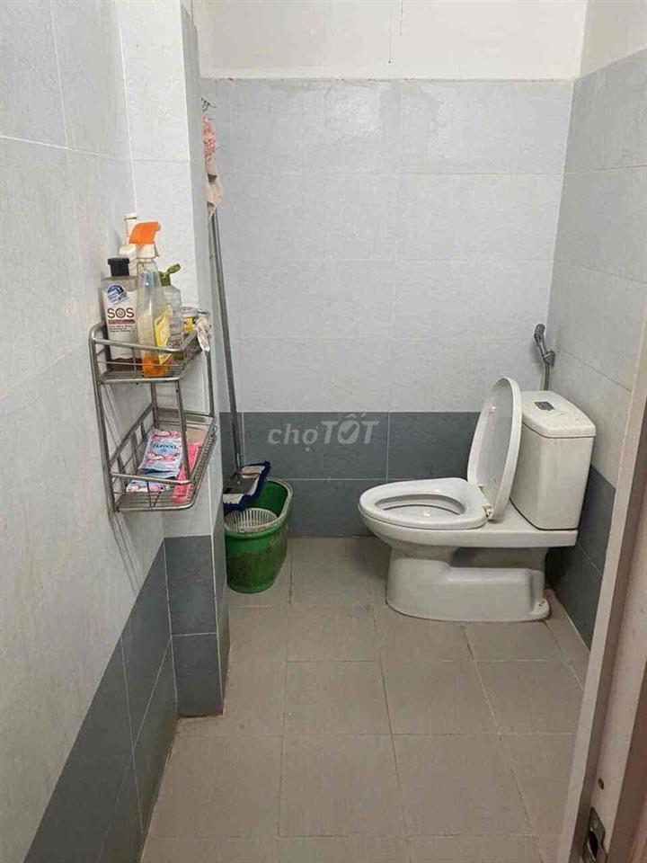 cho thuê mặt bằng ngang 4m dài 10m , giá 6.500.000 đồng