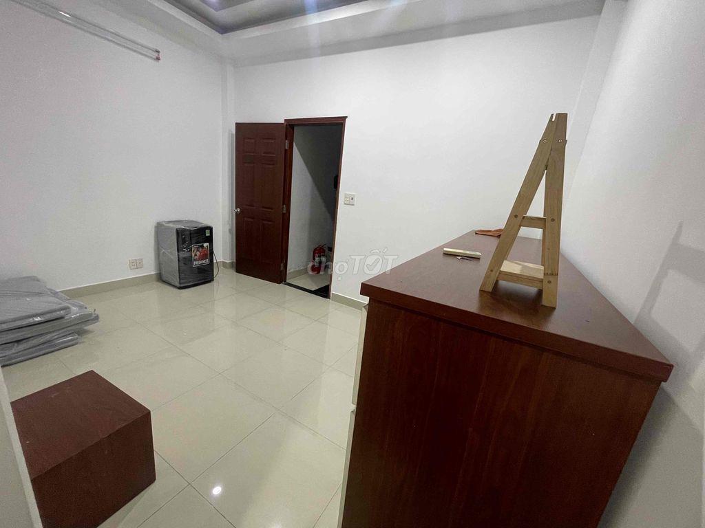 phòng trọ sinh viên giá rẻ 3tr500 không phí dịch vụ không phí xe