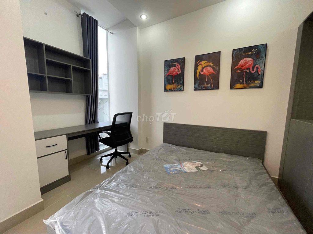 Cho thuê căn hộ ban công full nt ph Cô Giang gần cầu ông lãnh quận 1