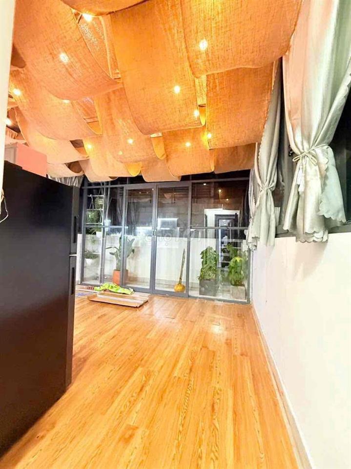CHO THUÊ CĂN HỘ 1PN-1BEP-1WC NGUYÊN TẦNG GẦN CHỢ TÂN ĐỊNH QUẬN 1
