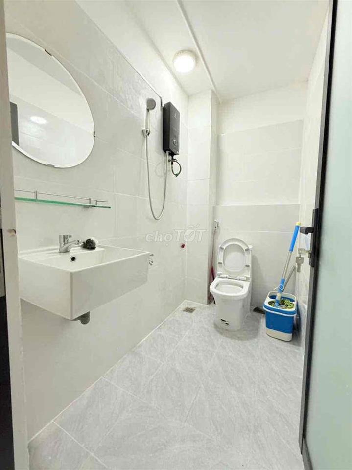 CHO THUÊ CĂN HỘ 1PN-1BEP-1WC NGUYÊN TẦNG GẦN CHỢ TÂN ĐỊNH QUẬN 1