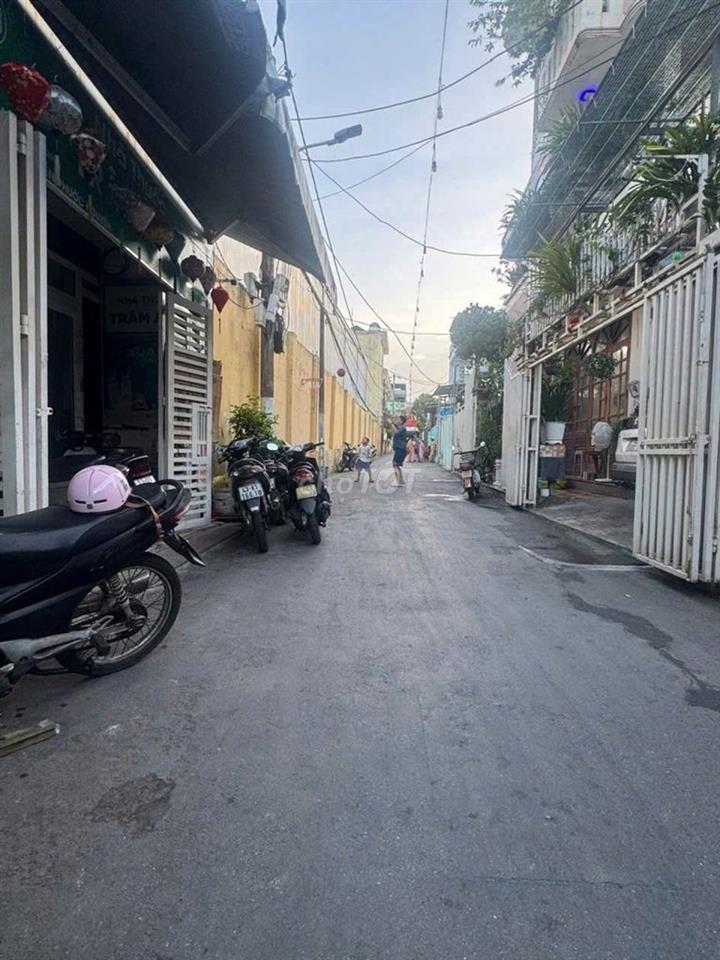 NHÀ NGUYỄN PHƯỚC NGUYÊN