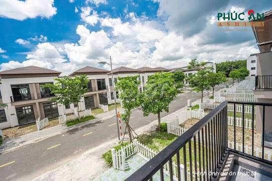 Nhà phố thô nhỏ làm kho chứa đồ giá rẻ tại khu Ashita, Bình Dương, HCM