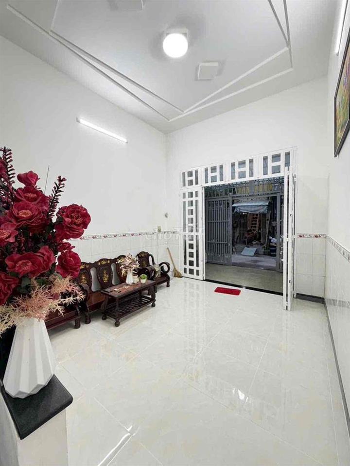 Lê Đình Cẩn - Gần Aeon - 50m2 - Hẻm xe hơi - nhà mới - 3tỷ hơn