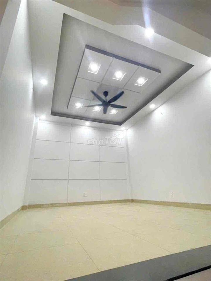 Tân Phú - Cạnh Aeon Mail - Nhà Mới - 70m2 - Gấp 6 tỷ 6