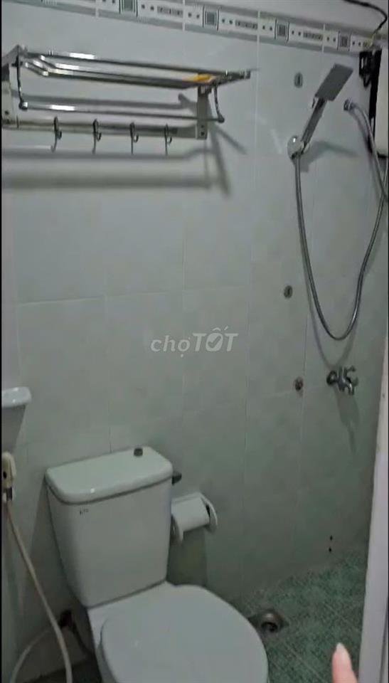 Chính chủ cho thuê 2pn lớn, CC khang gia gò vấp, cạnh thisomall