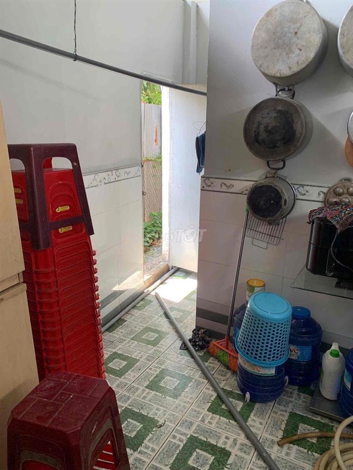 cần bán nhà 1 trệt 1 lầu