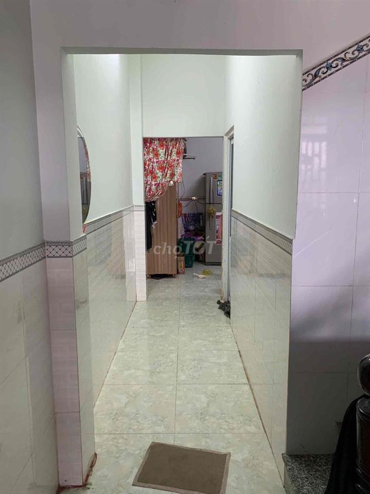 cần bán nhà 1 trệt 1 lầu